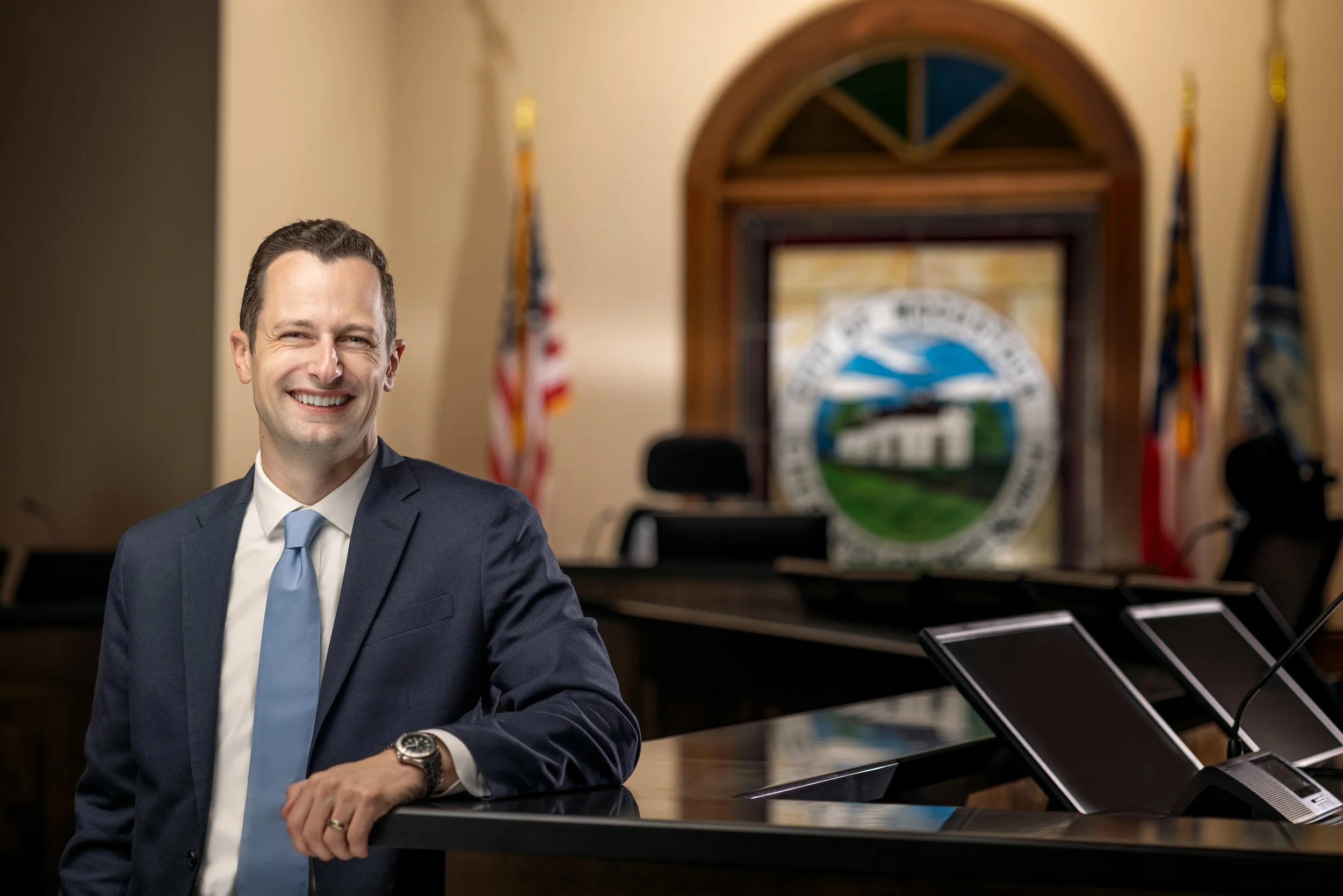 Mayor Michael Caldwell in the Woodstock City Council chambers