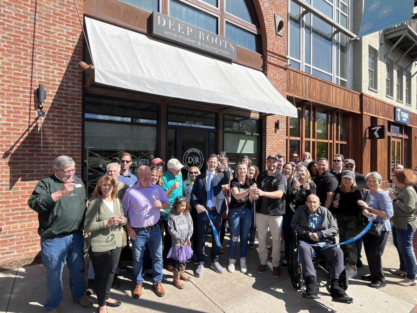 Deep Roots Wine Market & Tasting Room